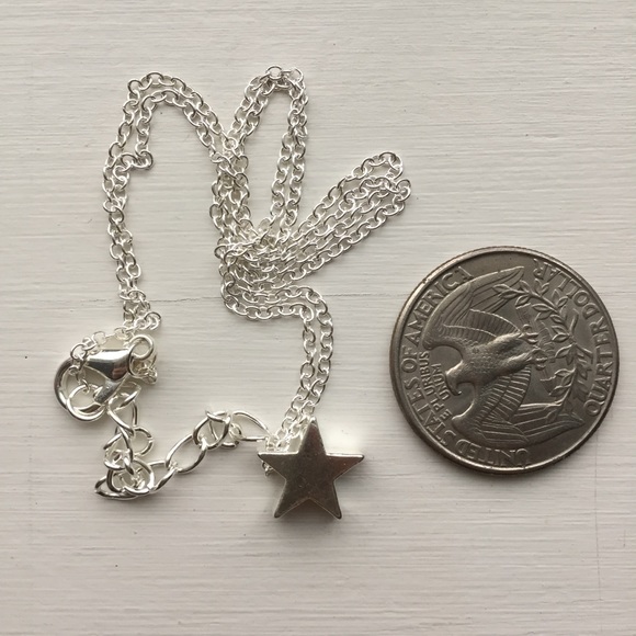 ⚜️[𝟯/$𝟭𝟴]⚜️Silver Star Delicate Choker NEW - Picture 5 of 7